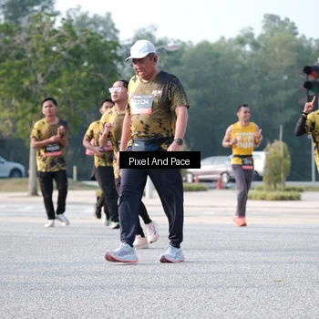 Runner Photo 6778696