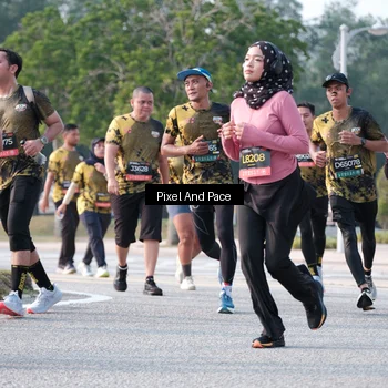 Runner Photo 6778752