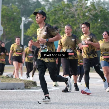 Runner Photo 6778754