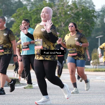 Runner Photo 6778787
