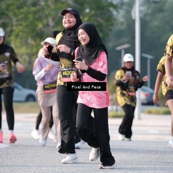Runner Photo 6778844