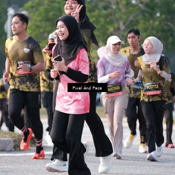 Runner Photo 6778873
