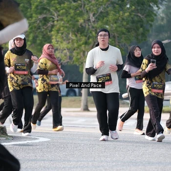 Runner Photo 6778961