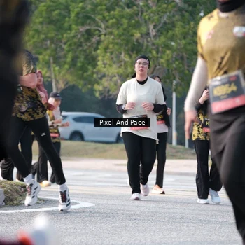 Runner Photo 6778967