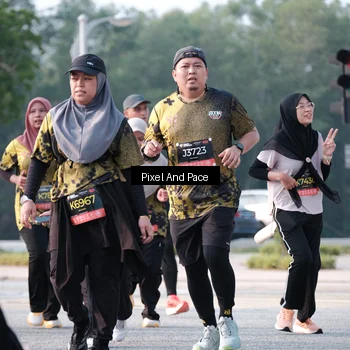 Runner Photo 6778975