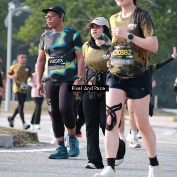 Runner Photo 6779016