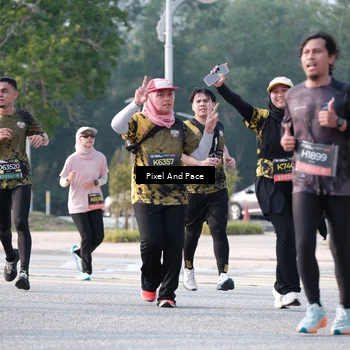 Runner Photo 6779027