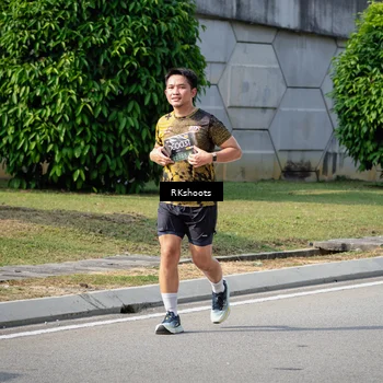 Runner Photo 6779038