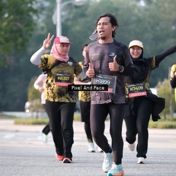 Runner Photo 6779050