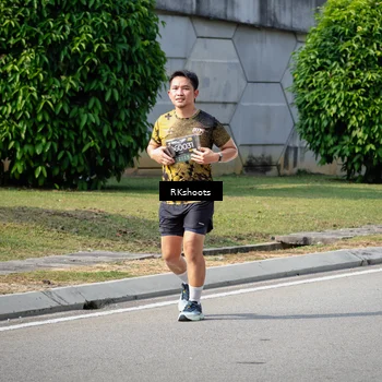 Runner Photo 6779051