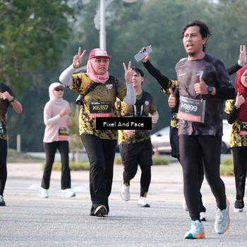 Runner Photo 6779059