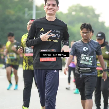 Runner Photo 6779146
