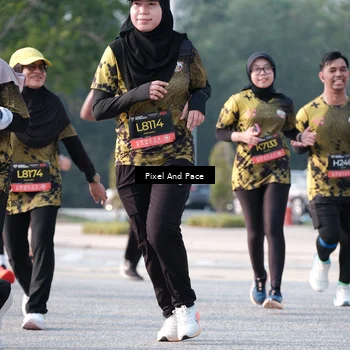 Runner Photo 6779148