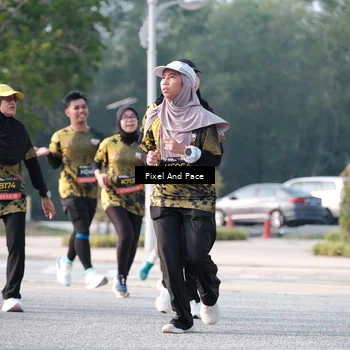 Runner Photo 6779152
