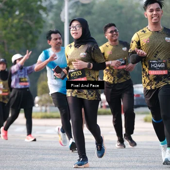 Runner Photo 6779220