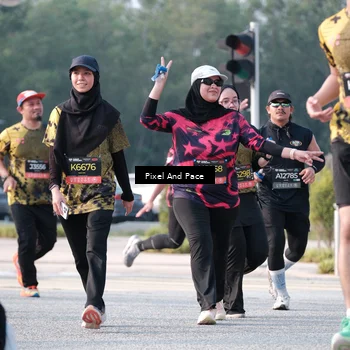 Runner Photo 6779277