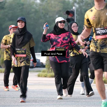 Runner Photo 6779283