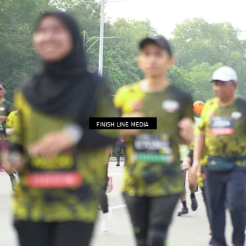 Runner Photo 6779393