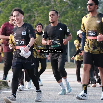 Runner Photo 6779397