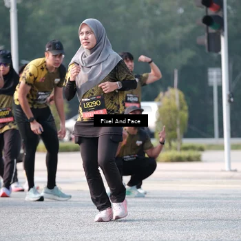 Runner Photo 6779512