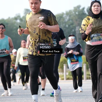 Runner Photo 6779709