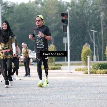 Runner Photo 6779864