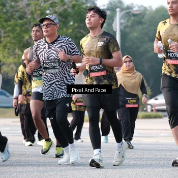Runner Photo 6779994