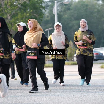 Runner Photo 6780013