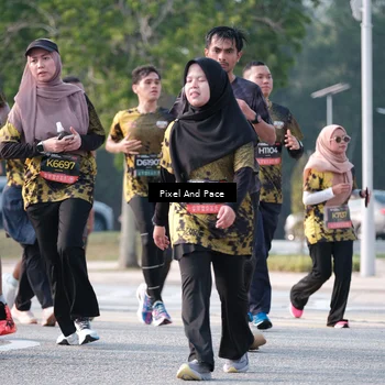 Runner Photo 6780069