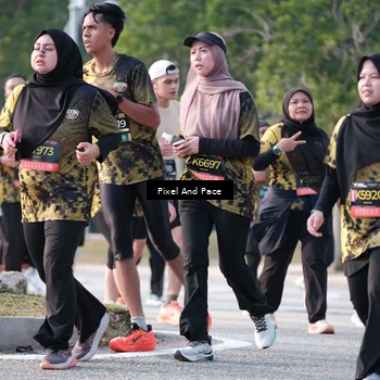 Runner Photo 6780070