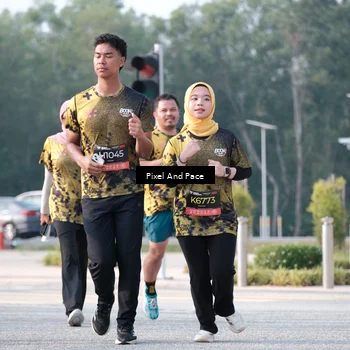 Runner Photo 6780303