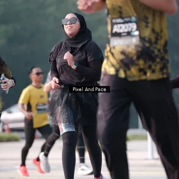 Runner Photo 6780636
