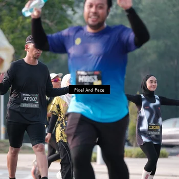 Runner Photo 6780676