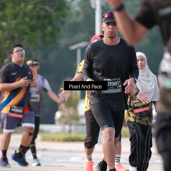 Runner Photo 6780714