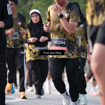 Runner Photo 6780798