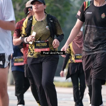 Runner Photo 6780816