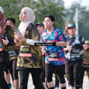 Runner Photo 6780826