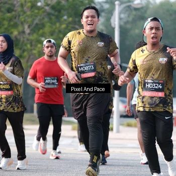 Runner Photo 6781023