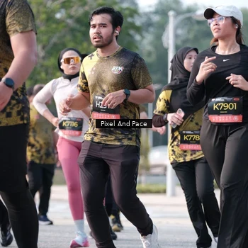 Runner Photo 6781030