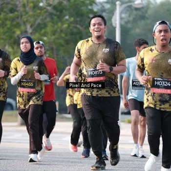 Runner Photo 6781032