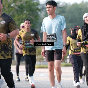 Runner Photo 6781056