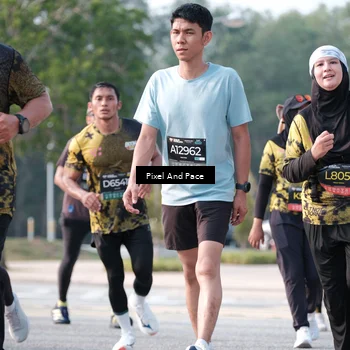 Runner Photo 6781066