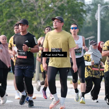 Runner Photo 6781088