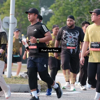 Runner Photo 6781154
