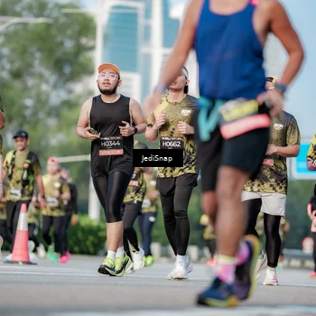 Runner Photo 6781175