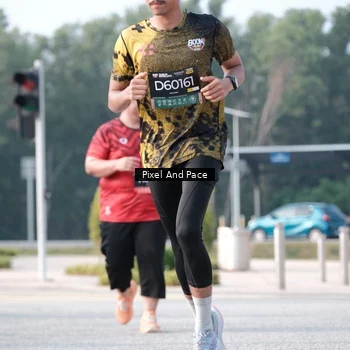 Runner Photo 6781191