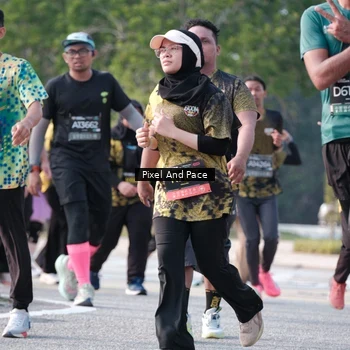 Runner Photo 6781202