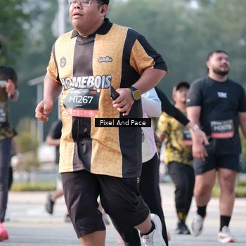 Runner Photo 6781209