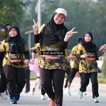 Runner Photo 6781234
