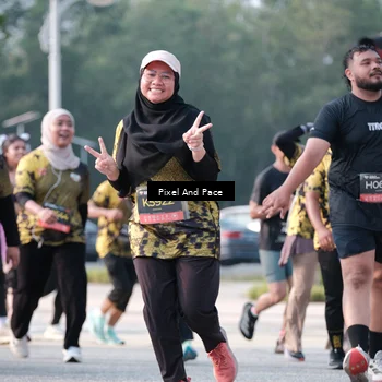 Runner Photo 6781247